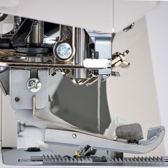 Baby Lock Victory Serger - Image 10