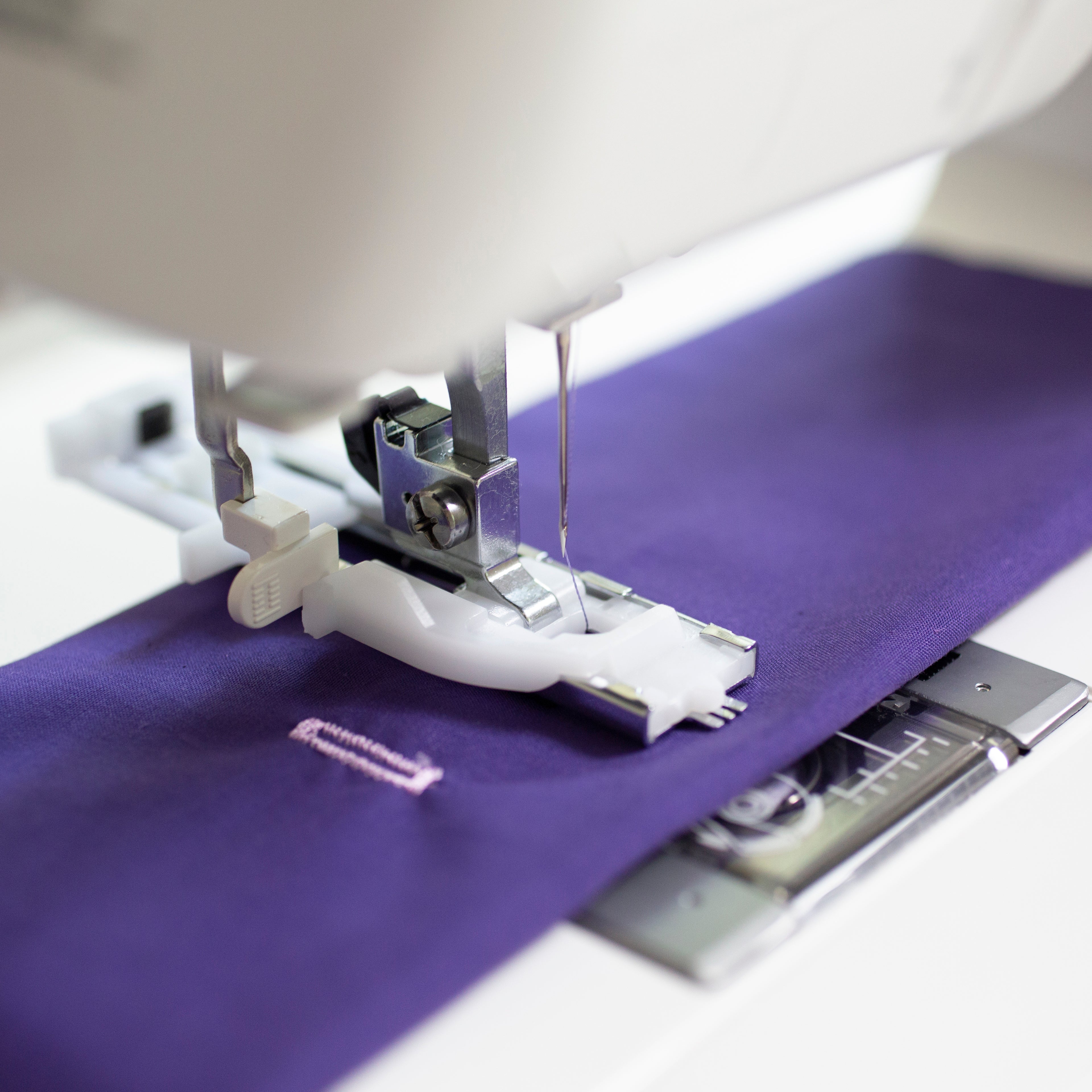 Baby Lock Zeal Sewing Machine - Image 3