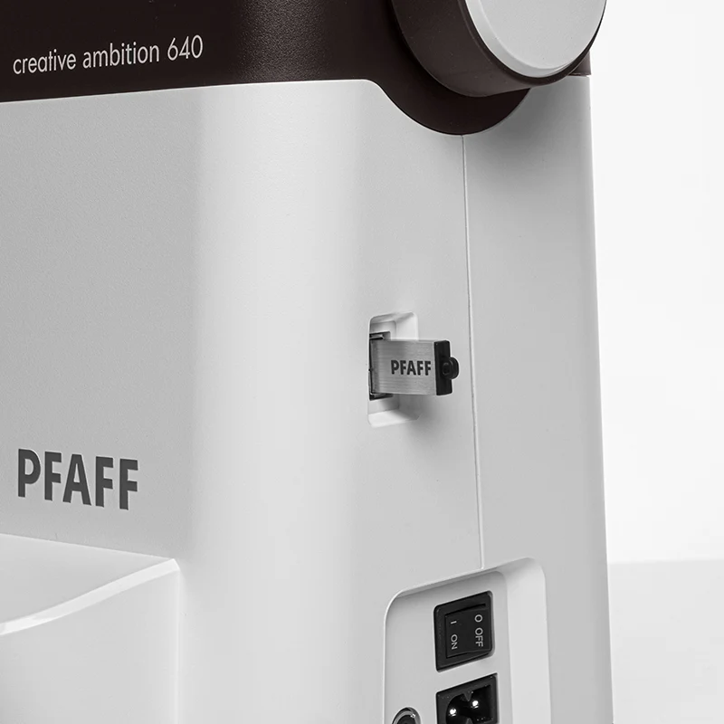 Pfaff Creative Ambition 640 - Image 22