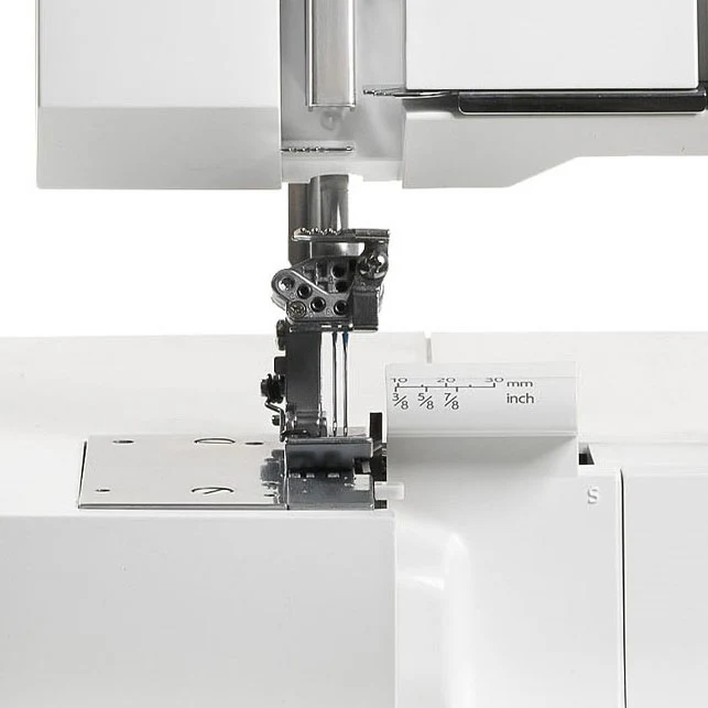 Husqvarna Viking Huskylock S21 - Image 3