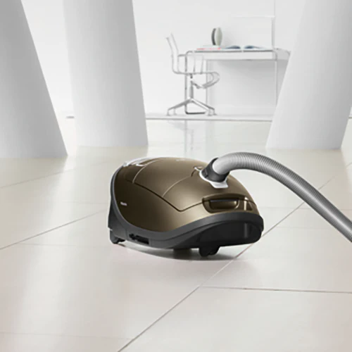 Miele Complete C3 Brilliant Canister Vacuum - Image 5