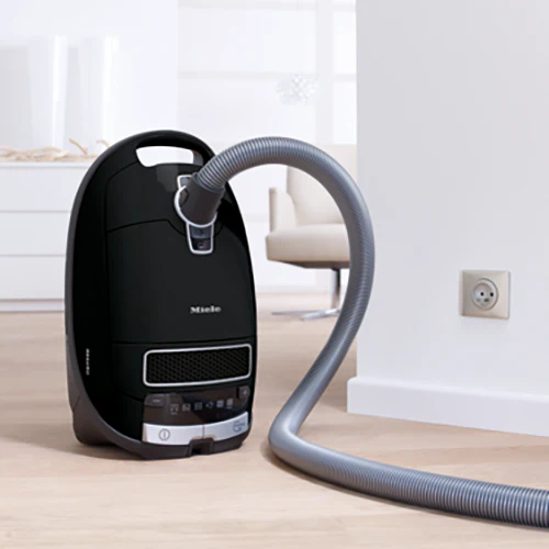 Miele Complete C3 Kona - Miele Canister Vacuum - Image 6