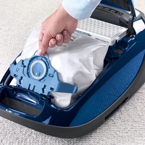 Miele Complete C3 Marin Canister Vacuum CFR* - Image 4