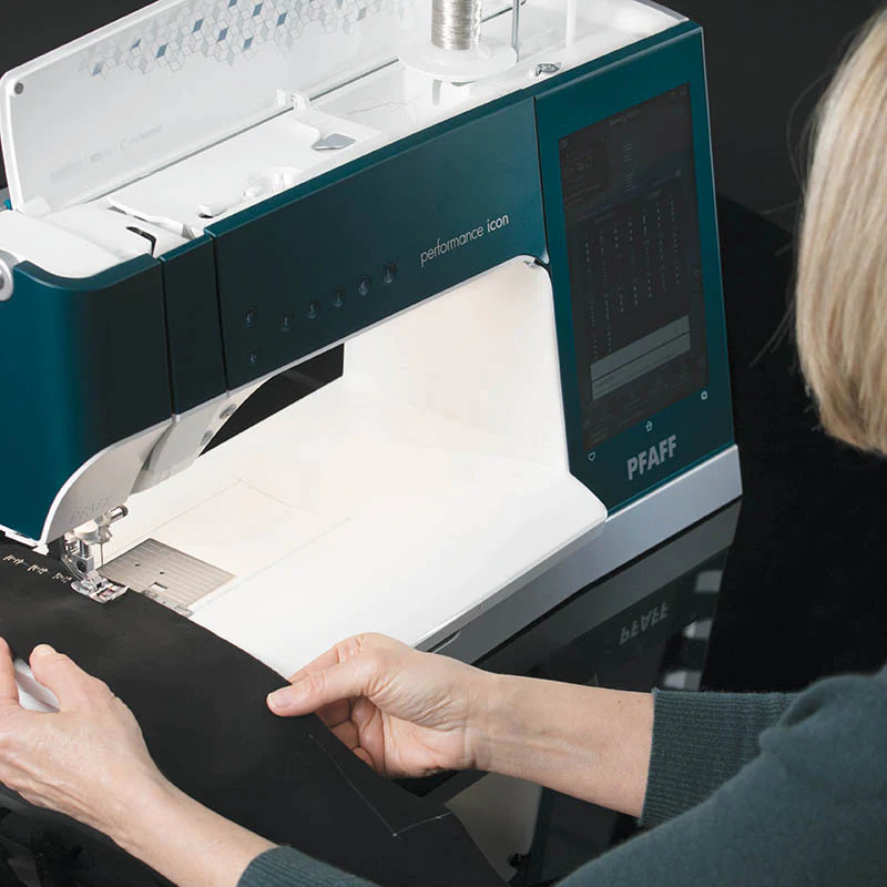 Pfaff Performance Icon Sewing and Quilting Machine - Image 4