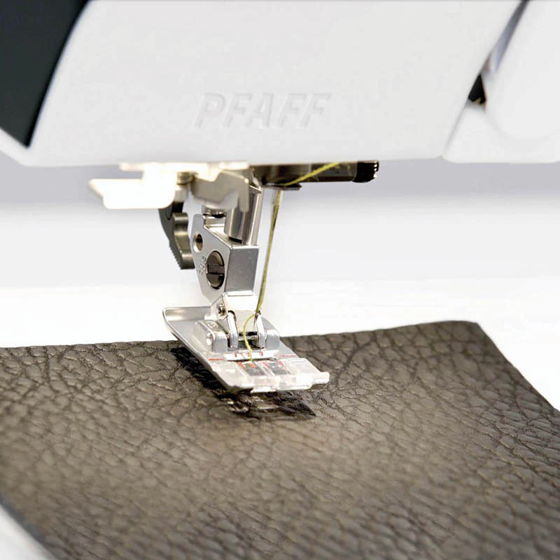 Pfaff Quilt Expression 720 Sewing and Quilting Machine - Image 5